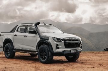 SAFARI ARMAX SNORKEL DMAX MUX 4JJ3TCX 3.0L 14 ENG RHS MOUNT