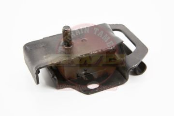 ENGINE MOUNT FRONT 2.6LP R/H MTM