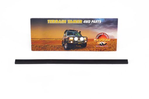 FILLER FRONT DOOR GLASS DOUBLE CAB OR WAGON