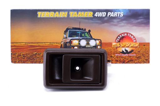 HANDLE FRONT DOOR INNER R/H BROWN