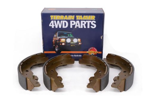 BRAKE SHOES REAR SUITS 295MM DRUM D40M & D40T