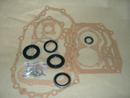 Gasket Kit Gearbox & Transfer Case 5 Speed