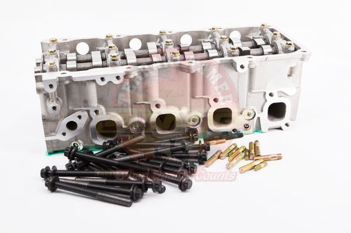 Cylinder Head Complete With Camshaft Zd30 3.0L Non C/Rail